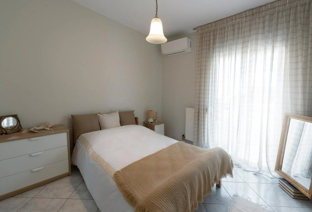 Vanilla Luxurious Apartment