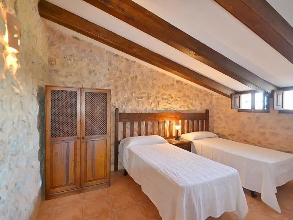 Lovely Holiday Home in Vilafranca de Bonany with Pool and large garden
