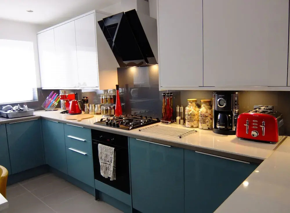 Modern Clapham Jct Apt with Parking