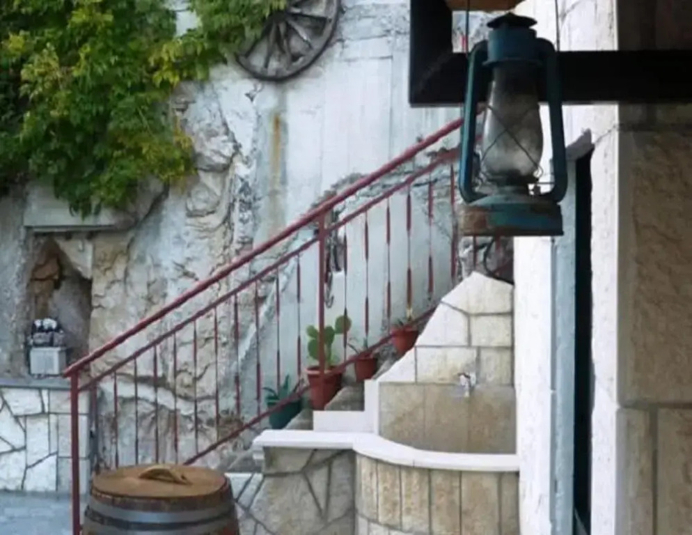 Nice Apartment With Balcony