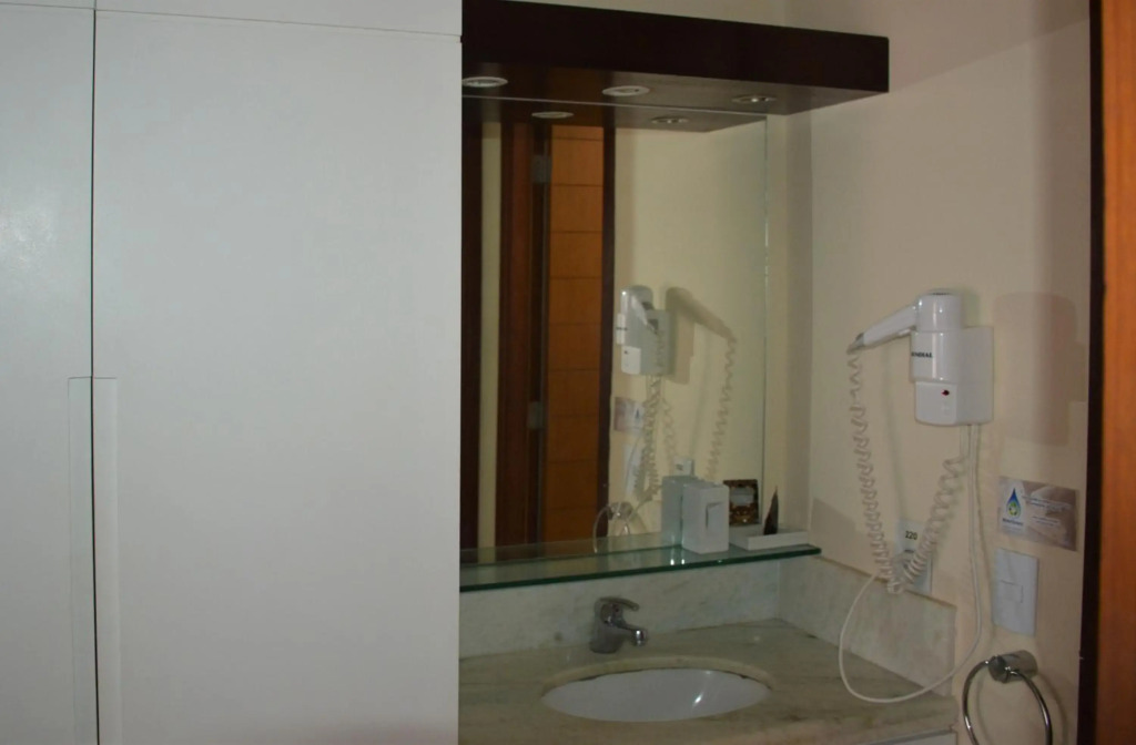 Elegance Flat - Beira mar - Apto202 luxo lateral