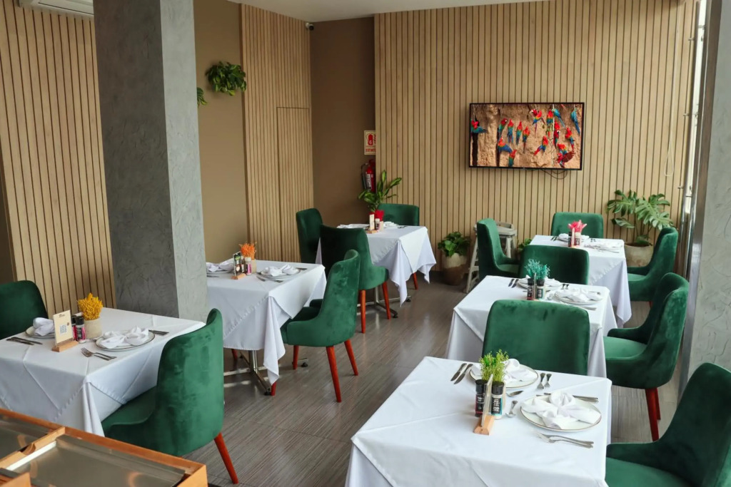 Rado Hotel - Santa María