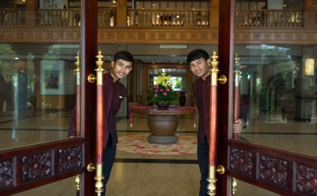 Angkor Howard Hotel