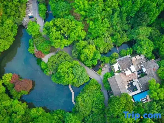 Xizhongxi Resort Hotel