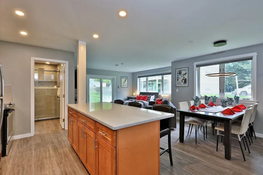 Kcis 632 - Beautiful Renovated Condo in Killington. Pool