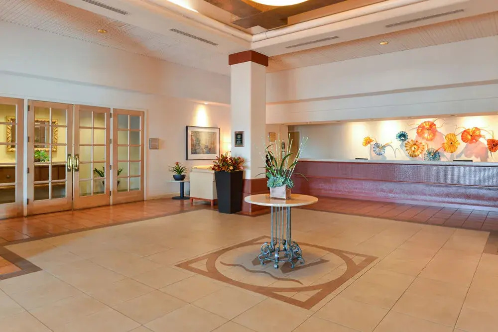 Red Lion Hotel Woodlake Conference Center