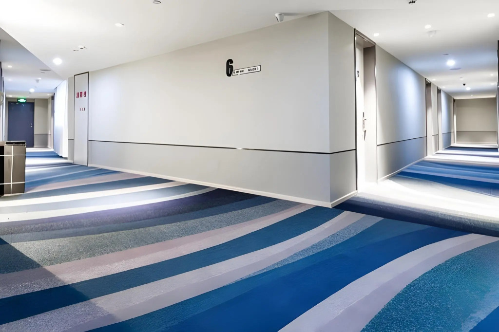 Homeinn Selected Hotel (Wuxi Anzhen East Railway Station RT-Mart)