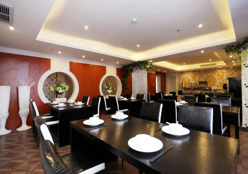Gangcheng Hotel