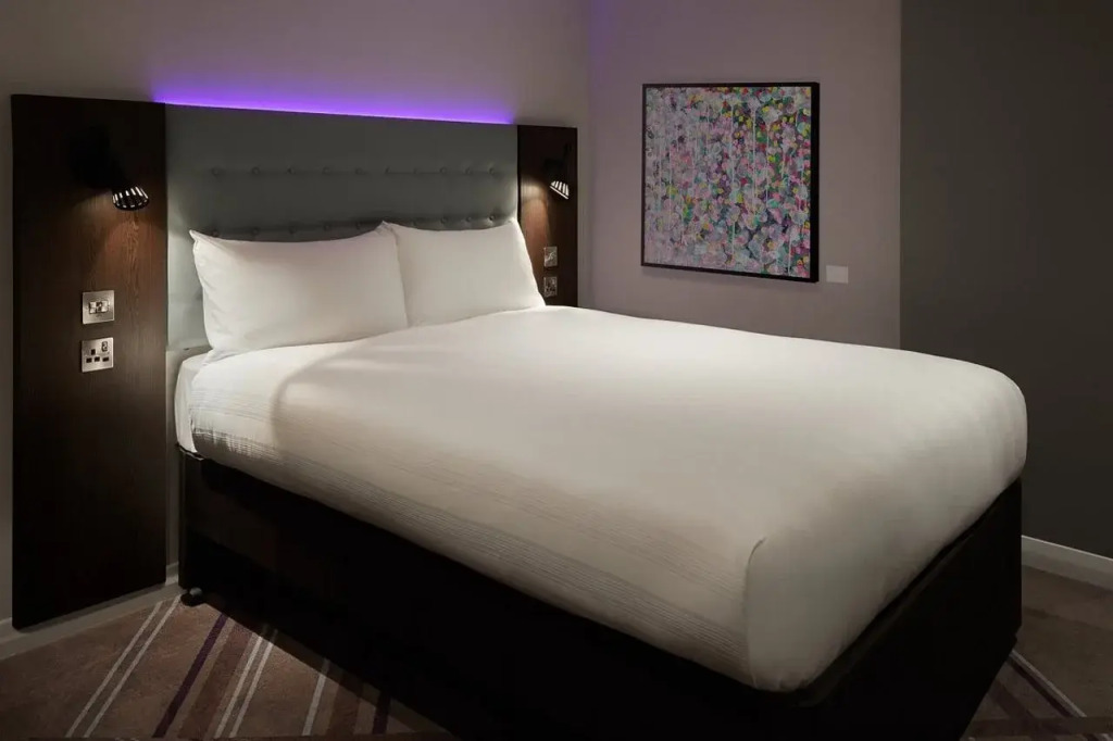 Premier Inn Bournemouth West Cliff