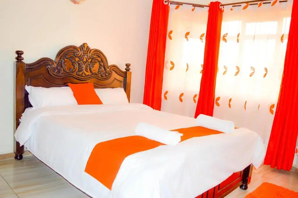 Roma Stays - Prestigious Lifestyle 2 bedroom all ensuite Opp Garden City Mall