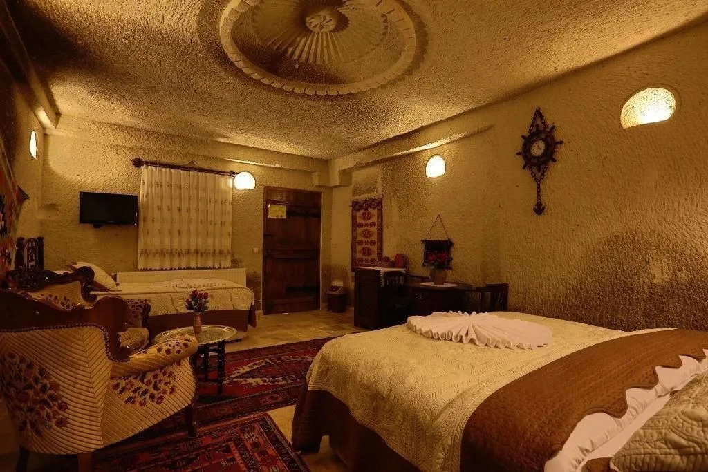 Safran Cave Hotel