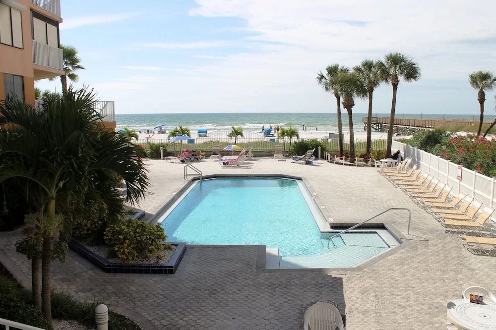 Beach Palms 502