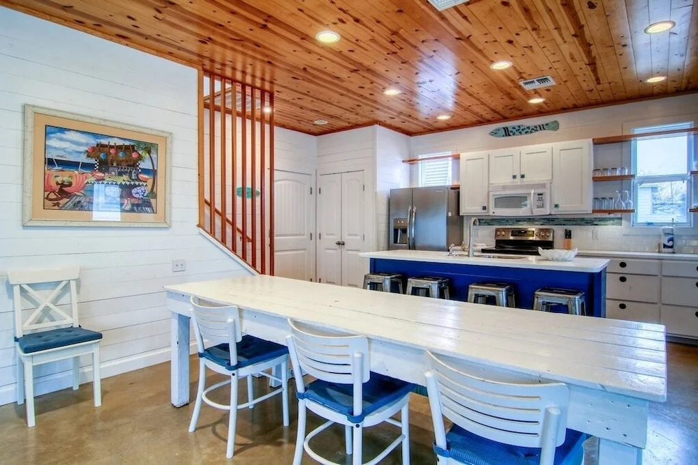 Villa Blue - 4 Br Home