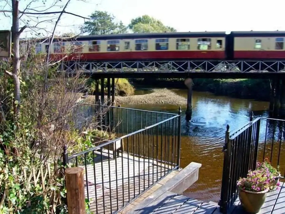 Waters Edge