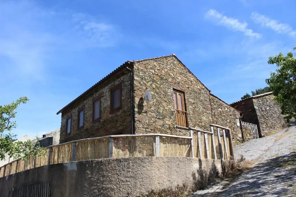 Casa da Comareira