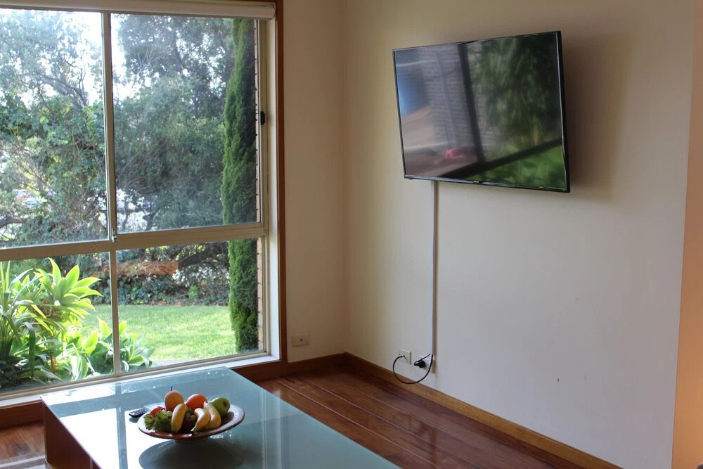 Australian Home Away @ East Doncaster Andersons Creek 1