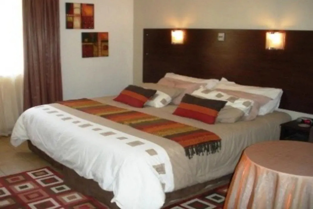 The Maple Village Guest Lodge Bed & Breakfast