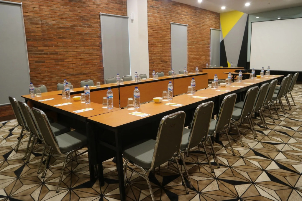 YELLO Hotel Manggarai Jakarta