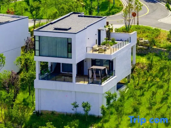 Yixing InLong  Lingshang Holiday House