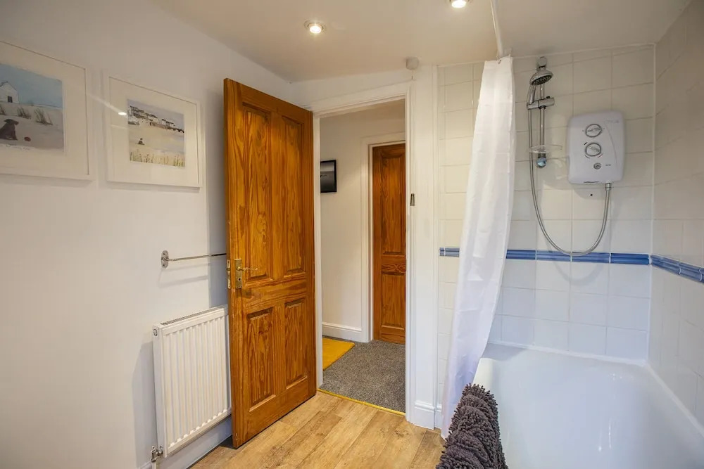 The Carriage House a Relaxing 1-bed Cottage in Ash