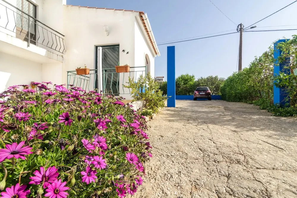 Quinta do Paraíso - Private Rooms with Ensuite Bathrooms