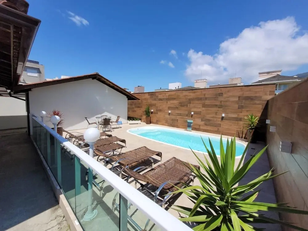 Casa Master com Piscina Gov Celso Ramos
