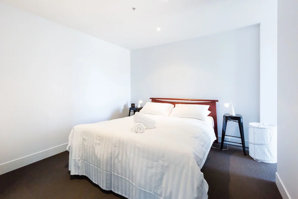 ERICA, 2BDR South Yarra Apartment