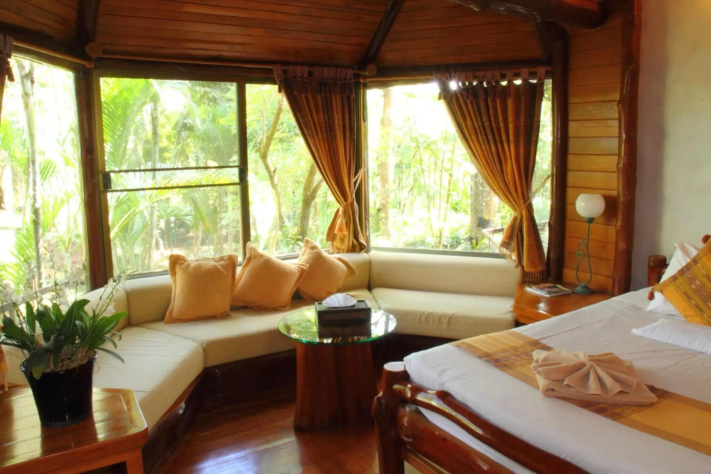 Phu Pha Nam Resort