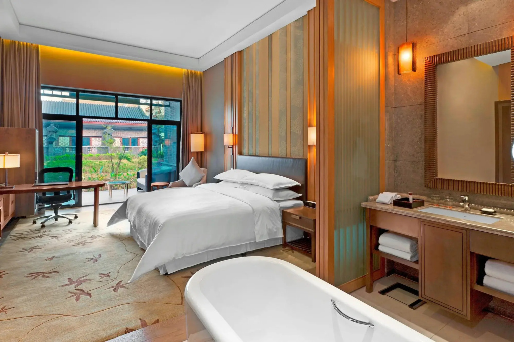 Sheraton Grand Hangzhou Wetland Park Resort
