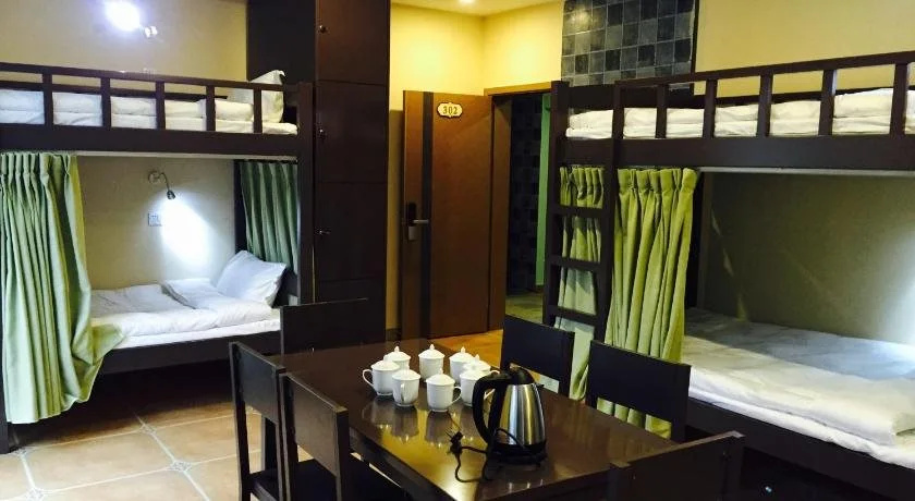 Leshan Haiyun International Youth Hostel