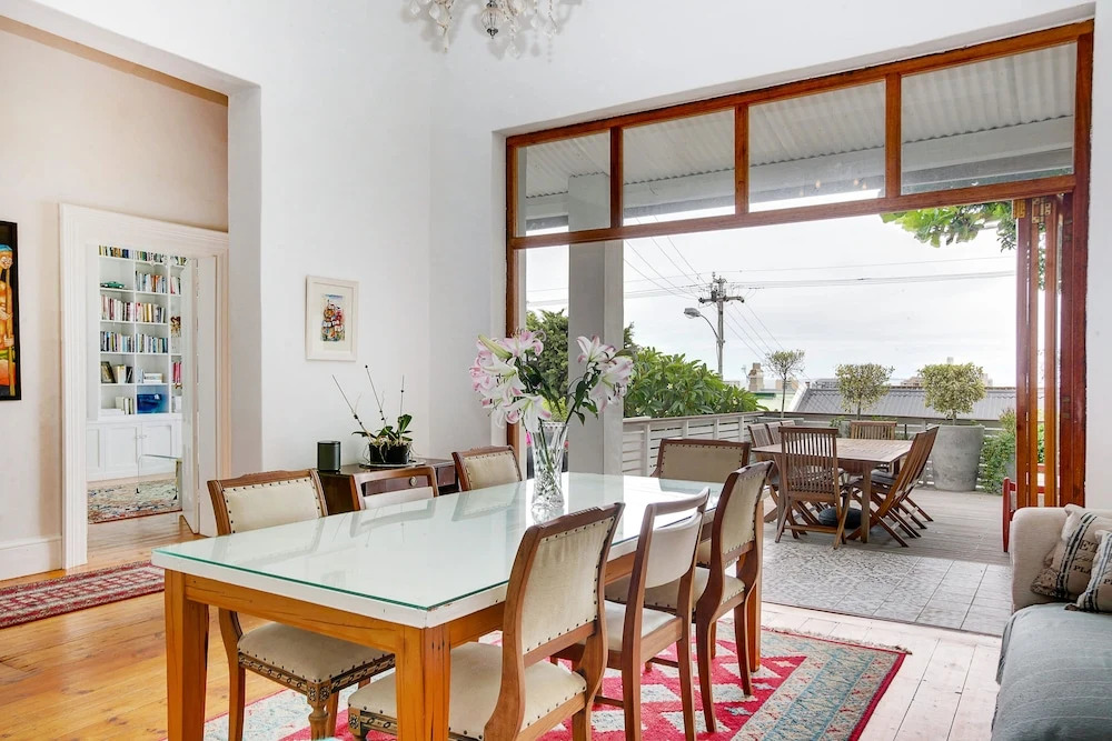 Victorian House on the Atlantic Seaboard