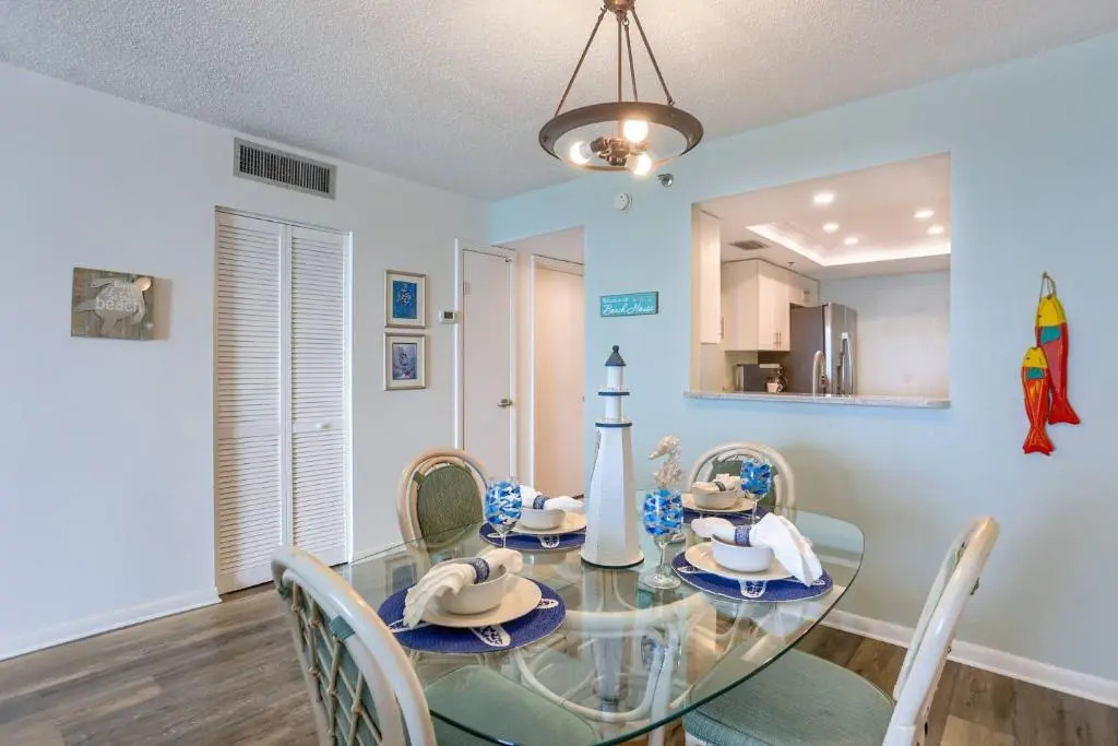 607 Sandcastle I