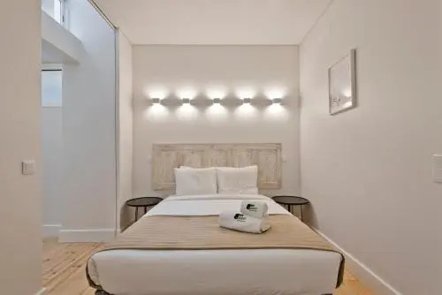 Bmyguest - Exclusive Downtown Apartment