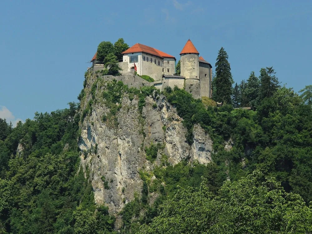 Nice Apartment Near Lake Bled With Views Over Stol Mountain
