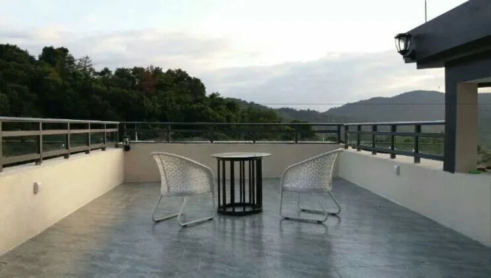 Yard Villa