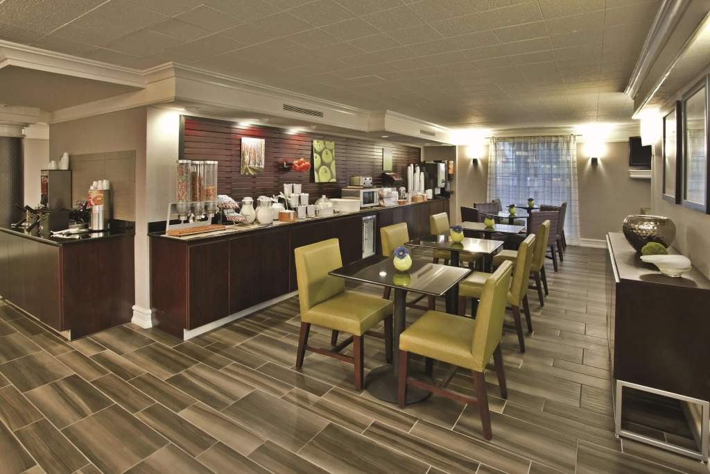 La Quinta Inn by Wyndham Nashville South