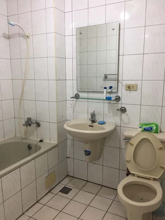 Taoyuan Airport BNB