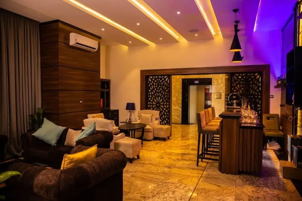 Omedel Luxury Hotel