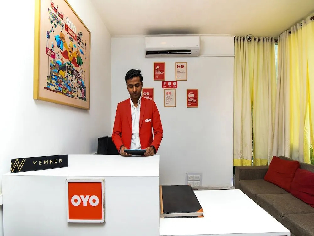 OYO Flagship 632 Kalkaji Mandir