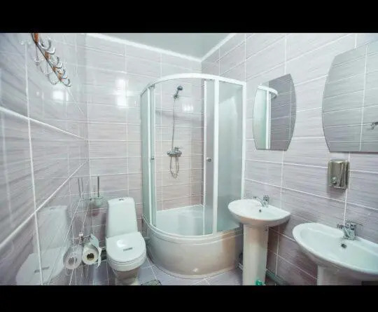 Q Hostel