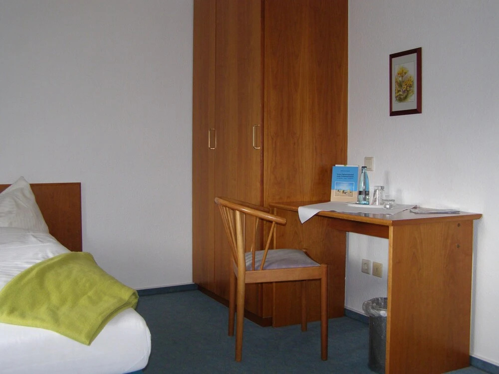 Hotel Fährhaus Niederkleveez