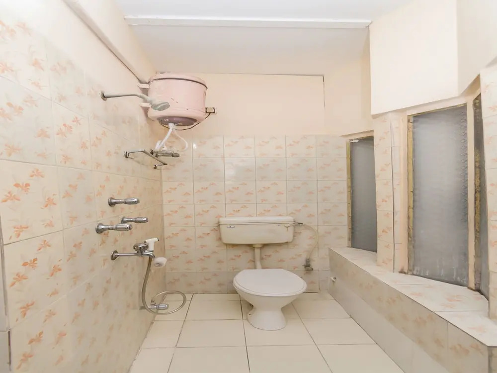 OYO 8998 Hotel Aayash