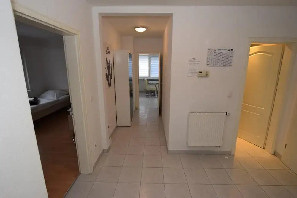 AB Apartment 25