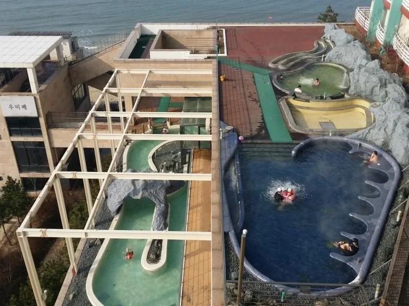 Beache Palace