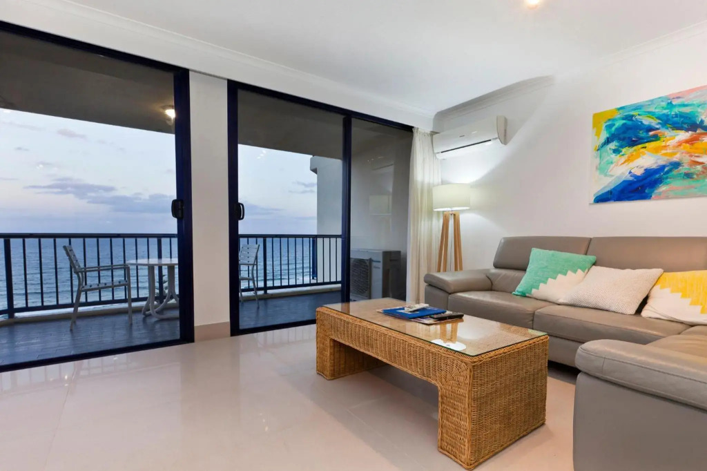 Surf Regency
