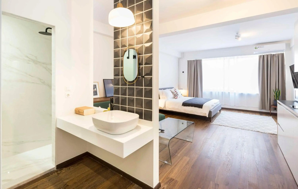 Athens' Best Location- Stunning & Spacious Studio