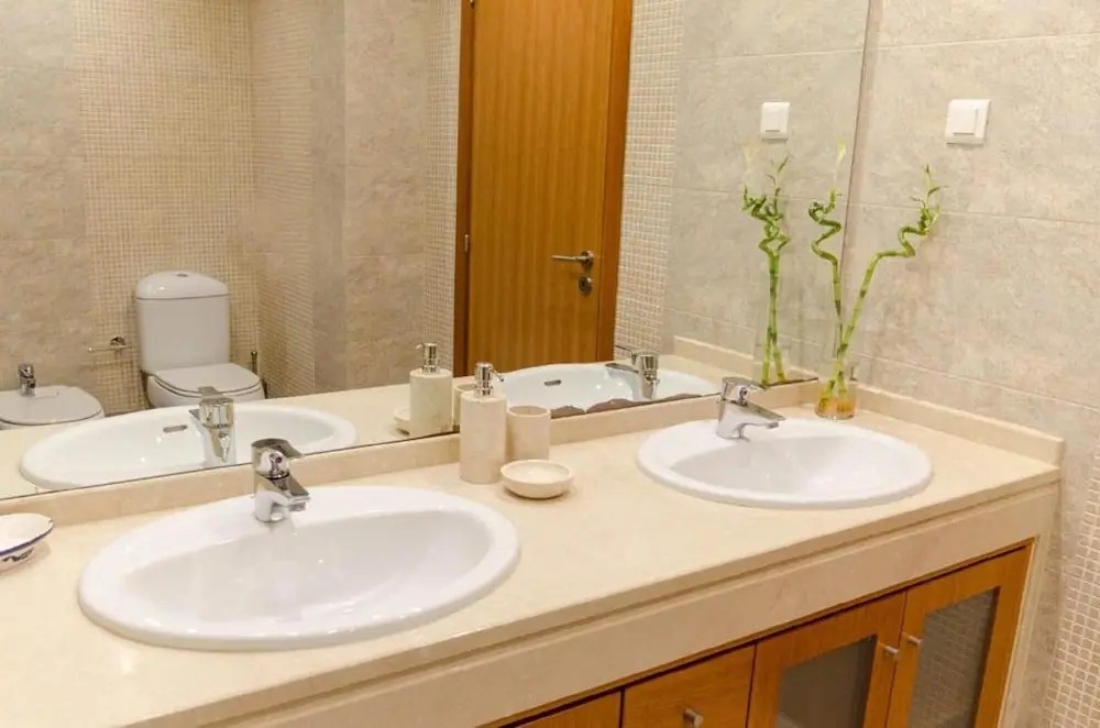 JOIVY Graca Luminous 2-BR Apartment w/Terrace