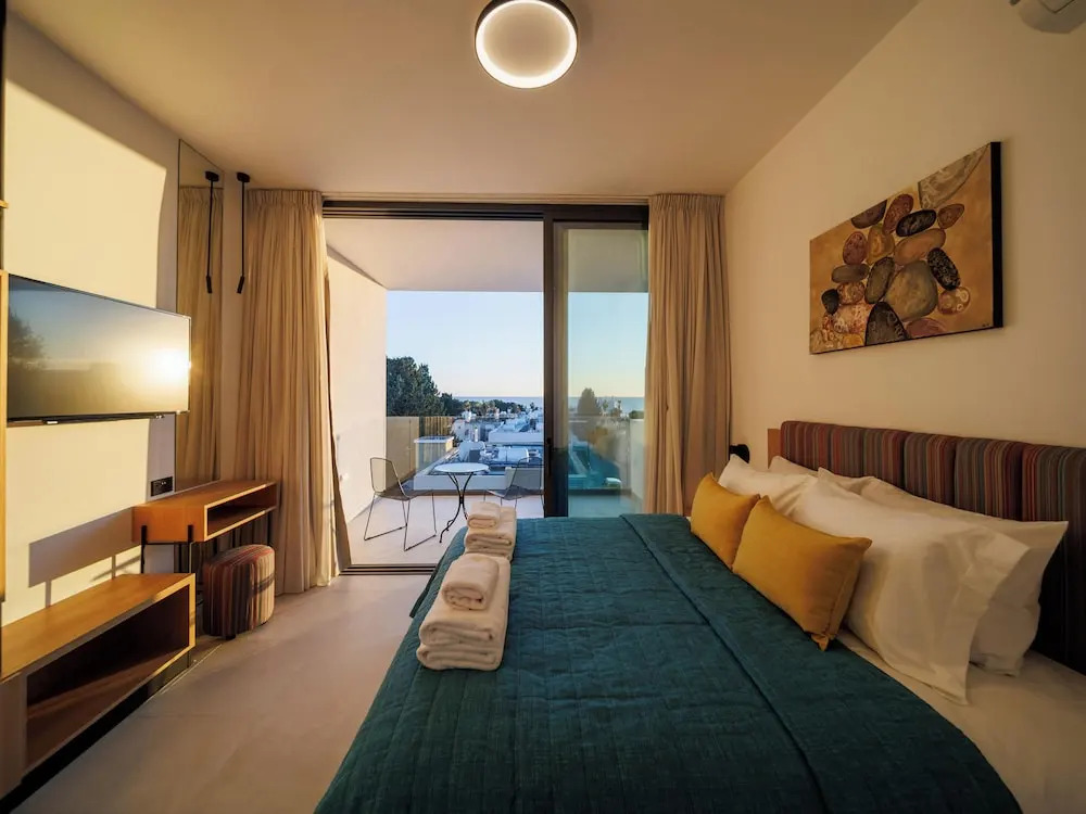 Regency Boutique Hotel Holiday Suites