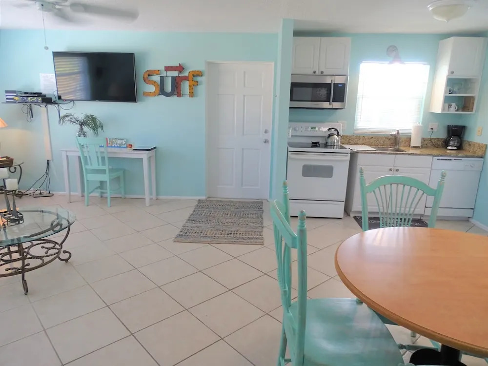 315 Canal #313 4 Bedrooms 4 Bathrooms Duplex