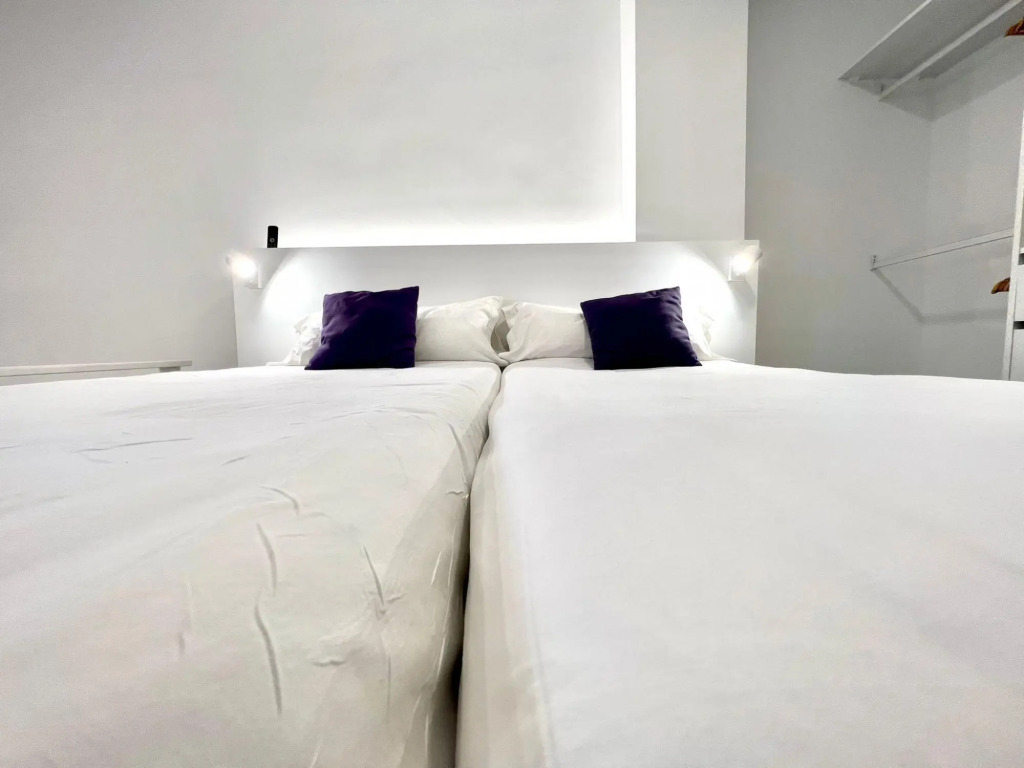 Reformed studio,Wifi,pool, at 250 m from beach